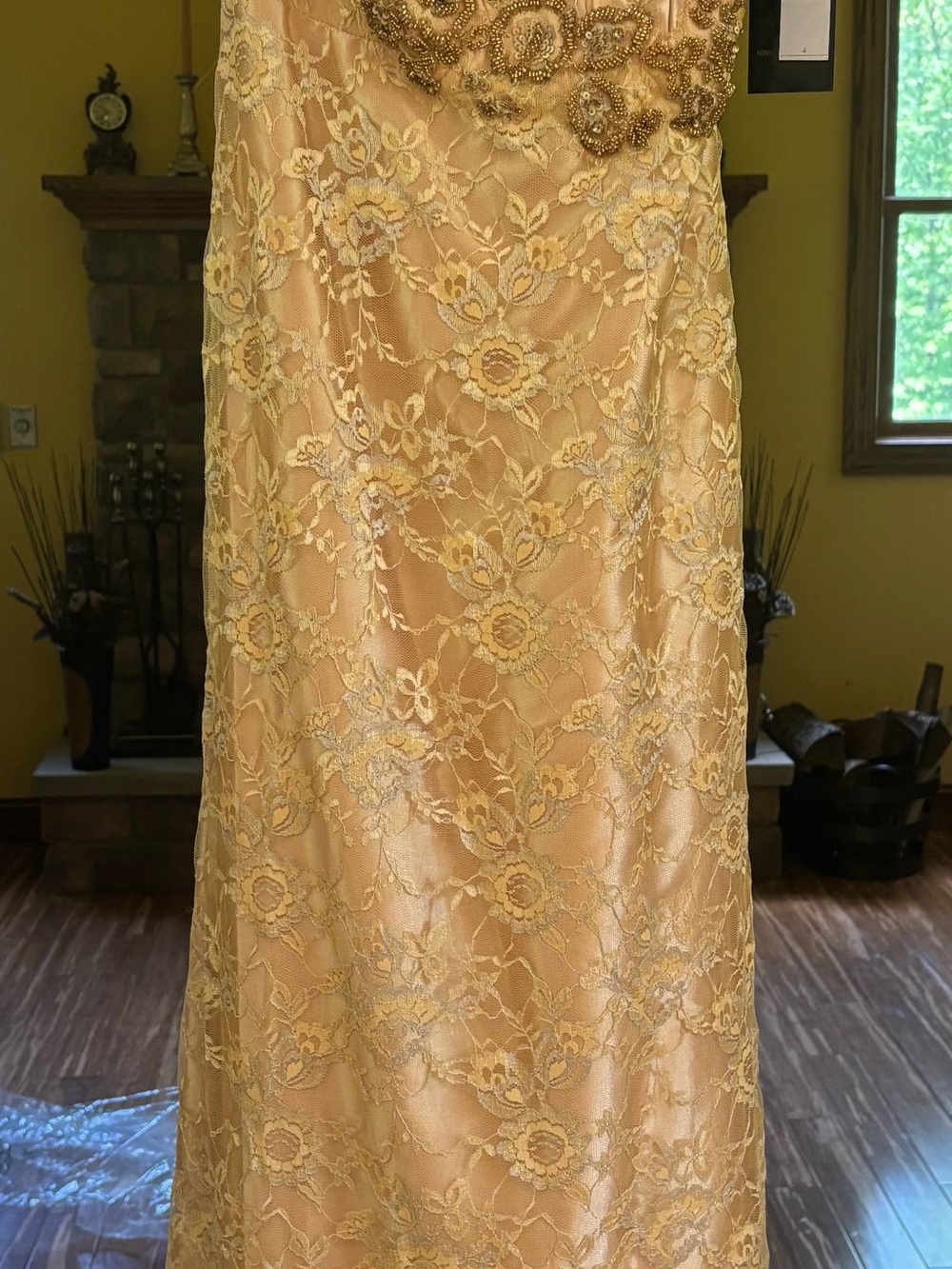 Elegant Gold Lace Prom Dress - Women's Formal Gown